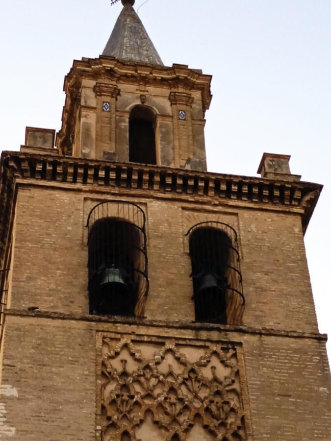 Apartamento Casco Antiguo Exterior Unico En Segunda Planta En Un Edificio De De Dos Plantas Sevilla Eksteriør bilde